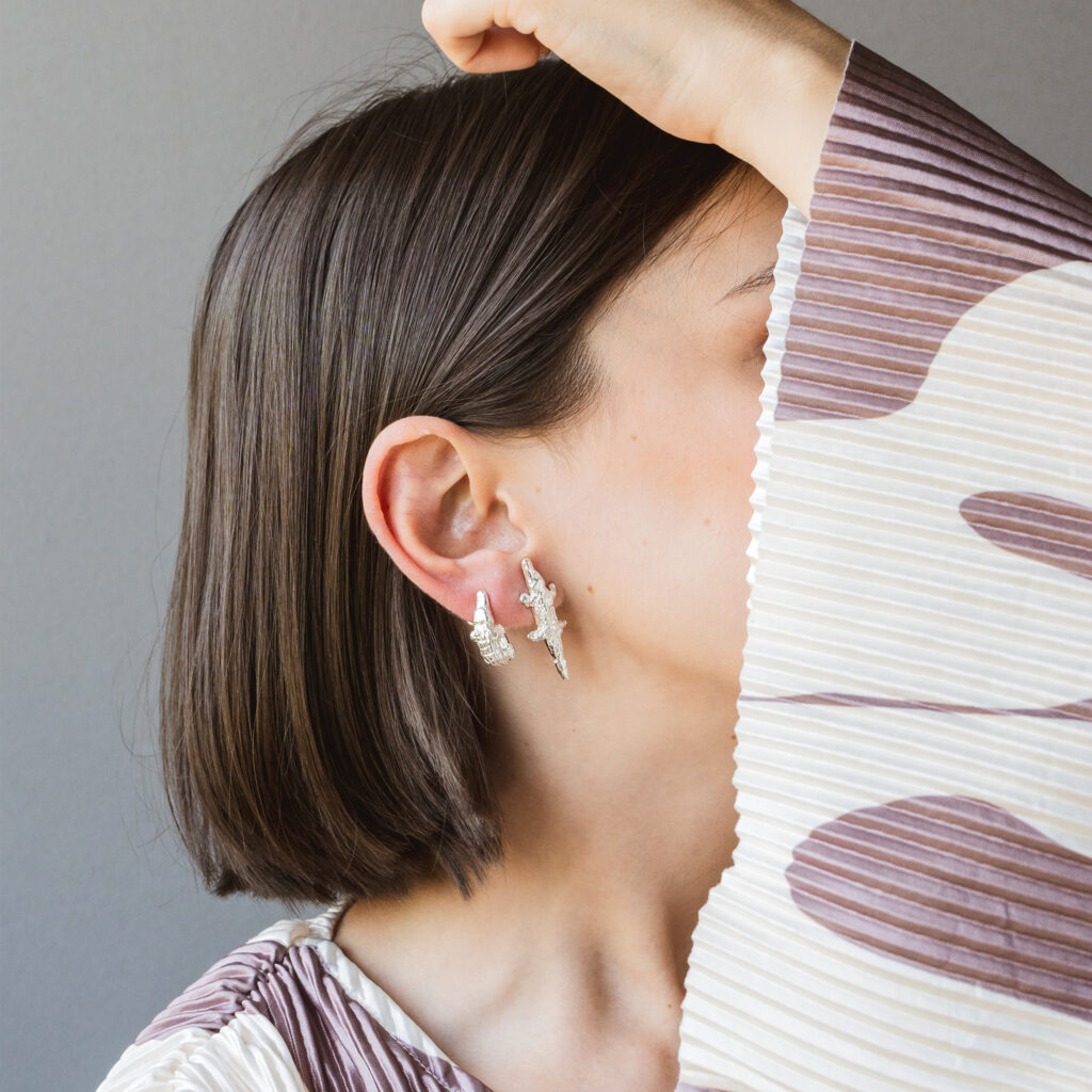 pendientes cocodrilo plata modelo